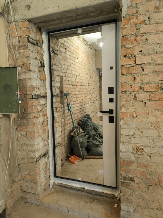 Фото входной двери №63